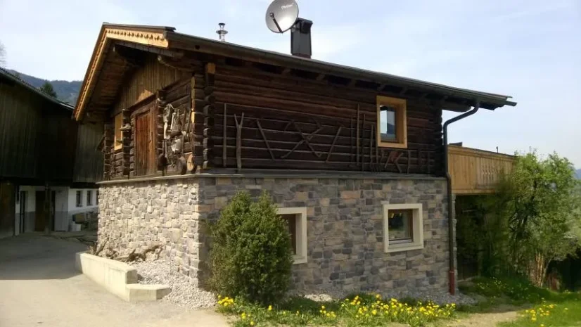 Kamenný obklad, Z BETONU, MIX Alpina, šedohnědá,  70 – 600 x 10 – 300 mm, tloušťka 10 - 60 mm, 0,75 m2